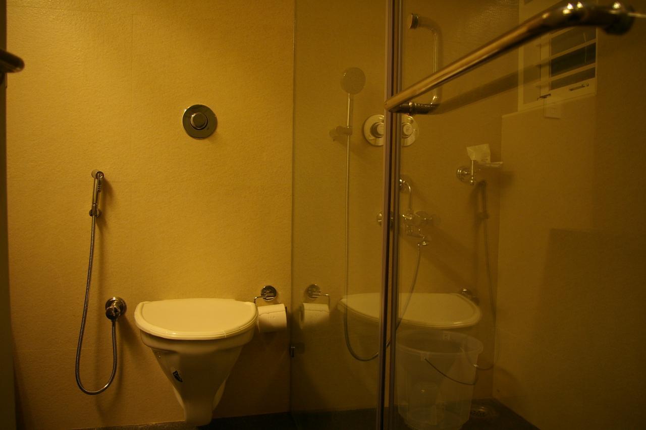 Roseline Suites Бангалор Екстериор снимка