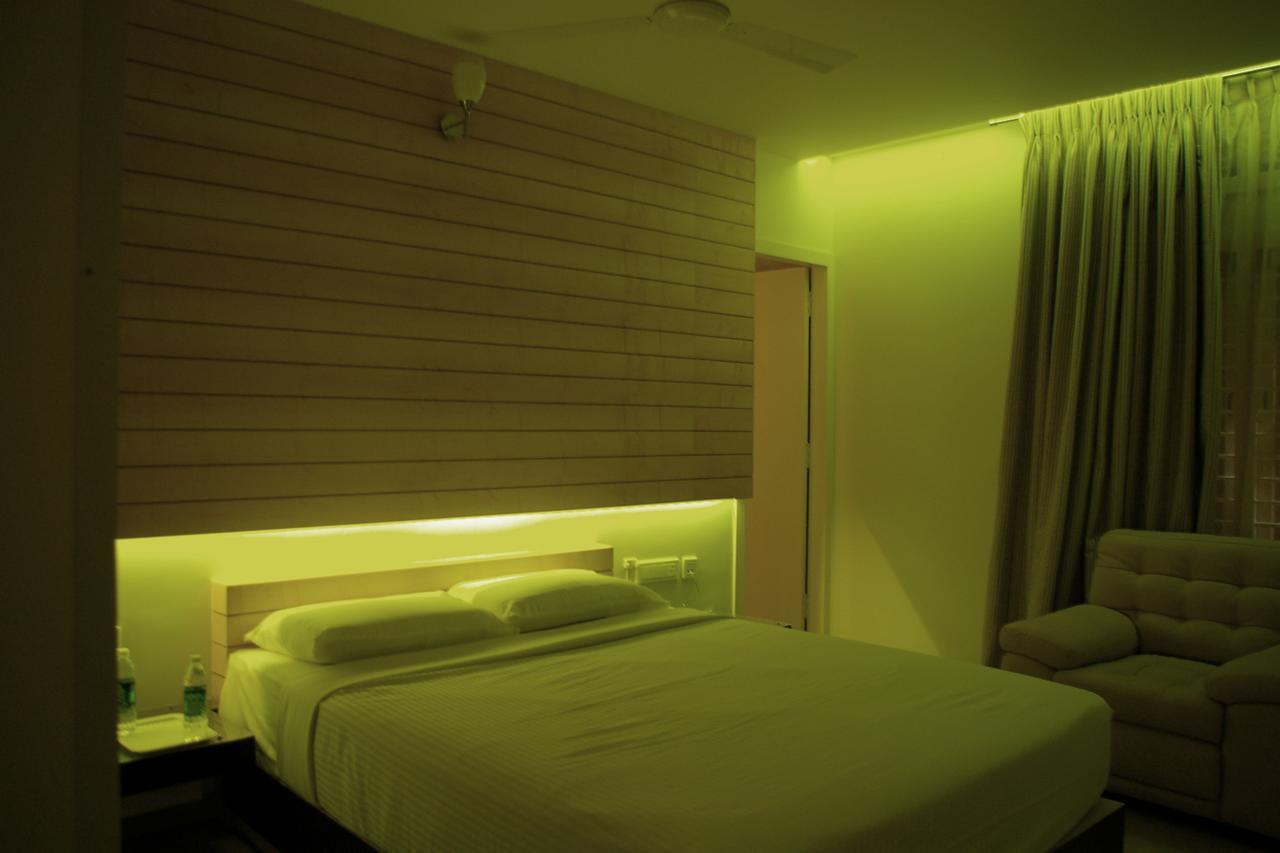 Roseline Suites Бангалор Екстериор снимка